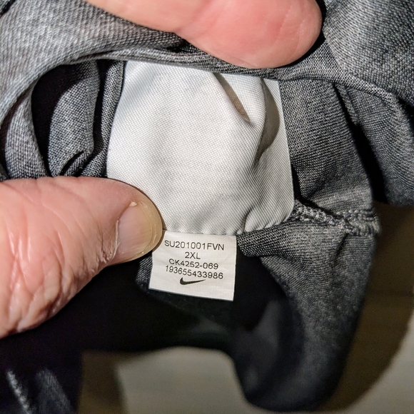 The Nike Tee Men's XXL 2XL Legend Dry-Fit Camo Short Sleeve Training Shirt Top - Picture 11 of 11